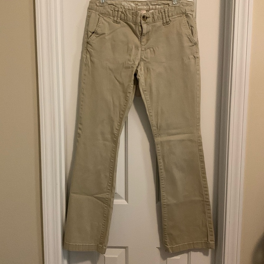 💛 3 for $15 Women’s khakis